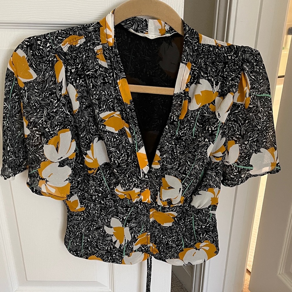 Astr Black and Yellow Floral Blouse